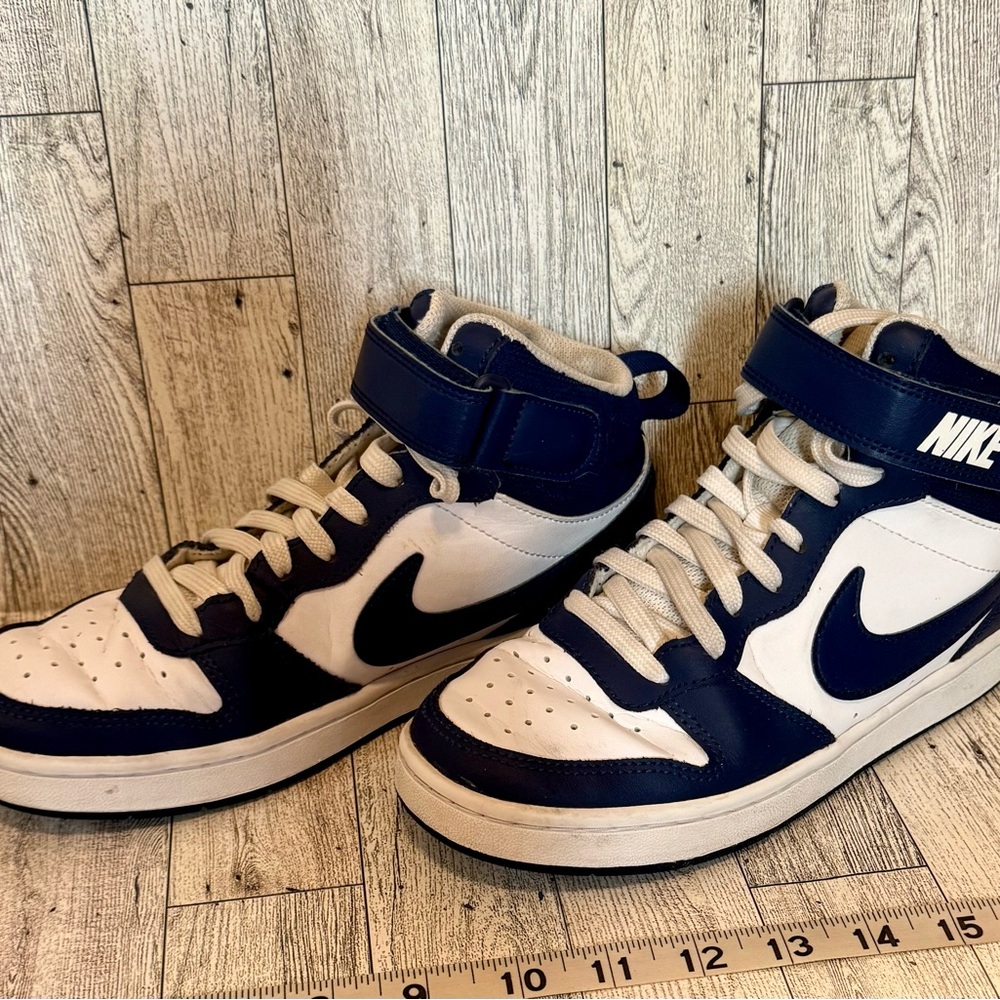 Nike Court Borough 2 Mid White Signal Blue Used Boys 4.5